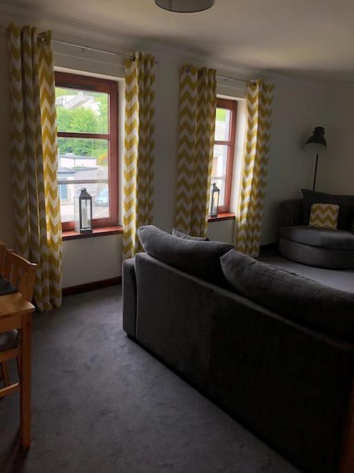 Nevis Apartment Located In Fort William Centre Екстер'єр фото