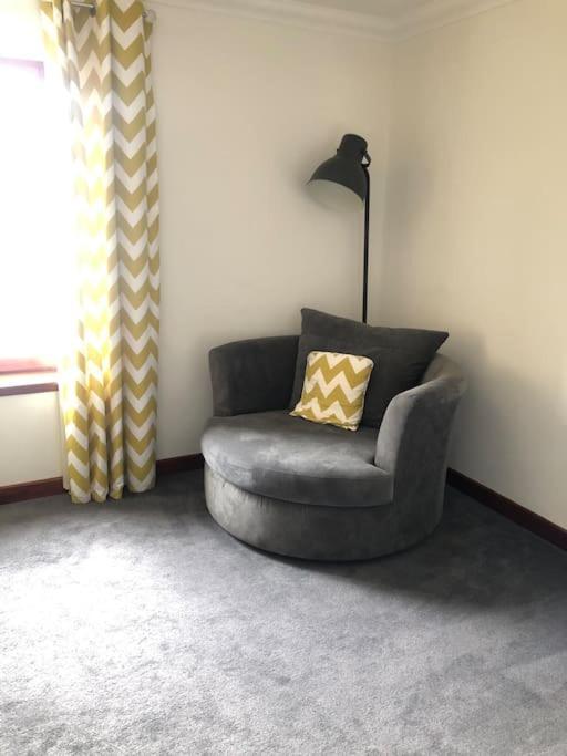 Nevis Apartment Located In Fort William Centre Екстер'єр фото